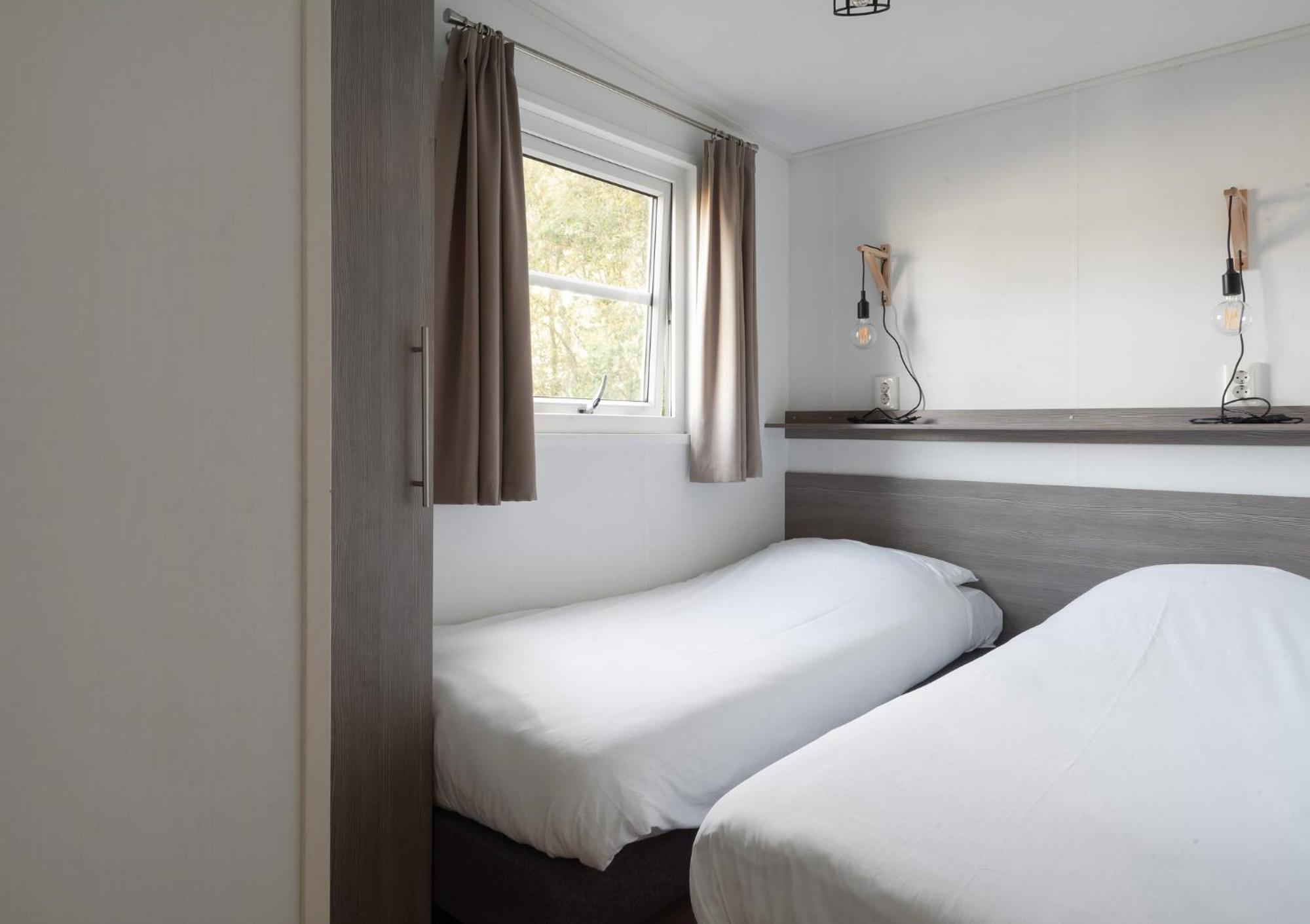 Rcn Vakantiepark De Potten Offingawier Quarto foto
